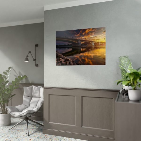 92409-122.jpg Bridge in Budapest, Danube River Poster