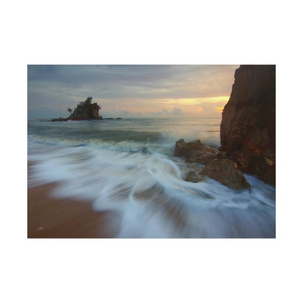 101875-932.jpg Sunrise on Ocean Island Poster