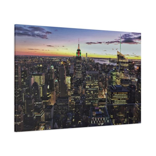 91638-1133.jpg City Building in the Evening Standard Canvas