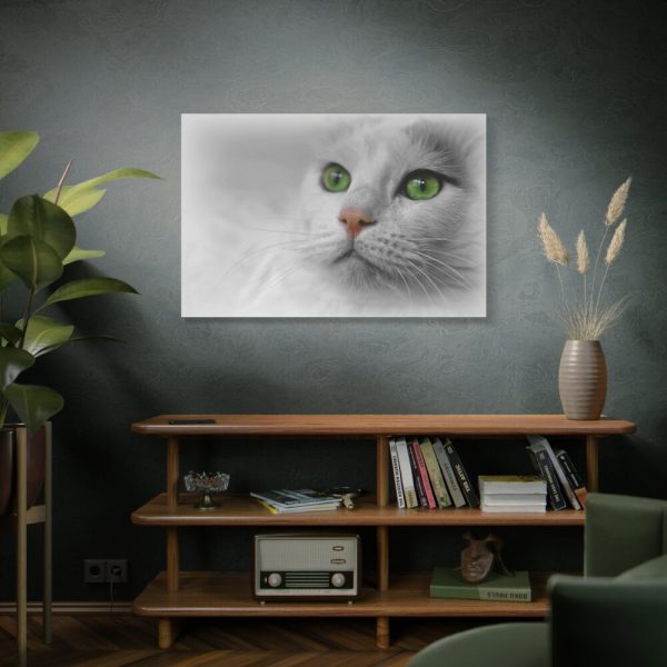 91638-374.jpg Beautiful Cat with Green Eyes Standard Canvas