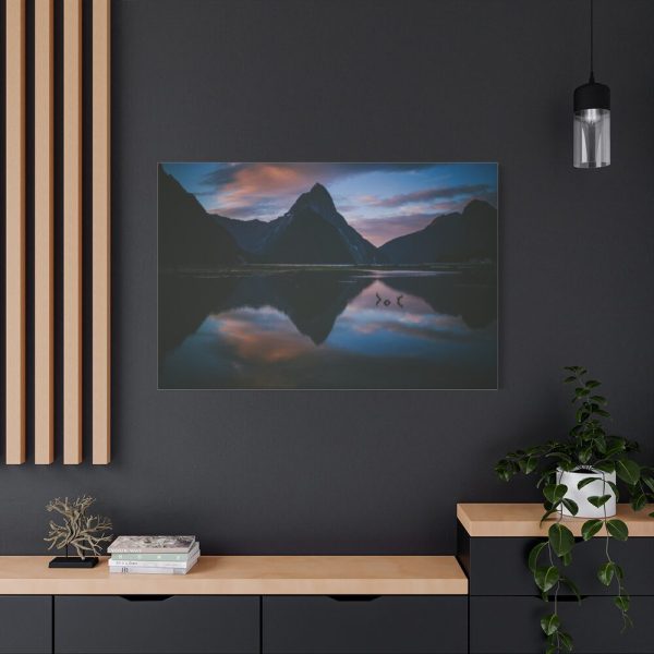 91638-558.jpg Milford Sound New Zealand Standard Canvas