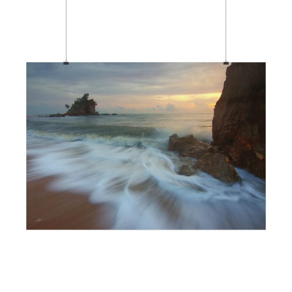 92408-1048.jpg Sunrise on Ocean Island Poster