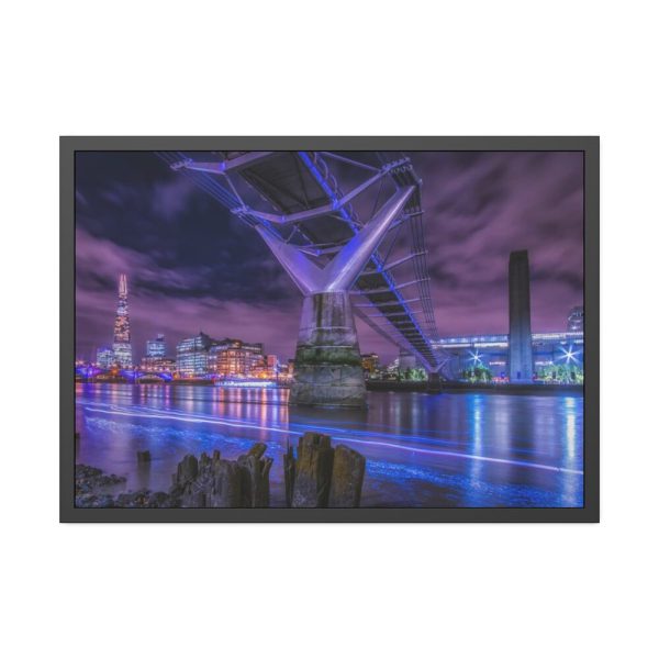 93855-1059.jpg Bridge in London Framed Poster