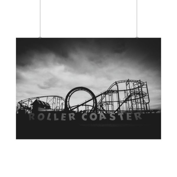 92408-331.jpg Amusement Park in Black and White Poster