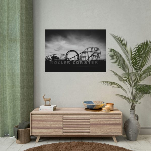 92408-333.jpg Amusement Park in Black and White Poster