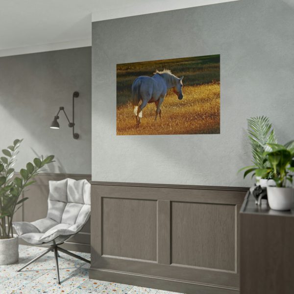 101875-426.jpg White Horses Poster