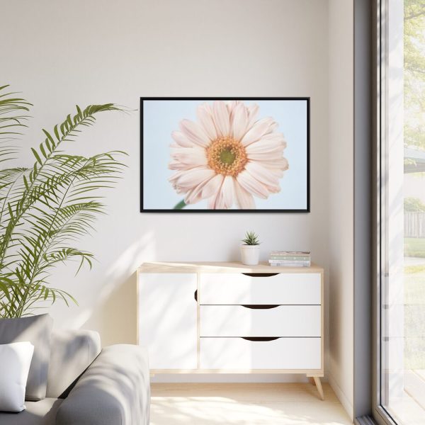 88289-403.jpg Closeup Daisy Framed Canvas
