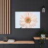 88289-404.jpg Closeup Daisy Framed Canvas