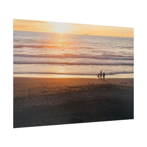 92409-167.jpg Family by the Waves Poster