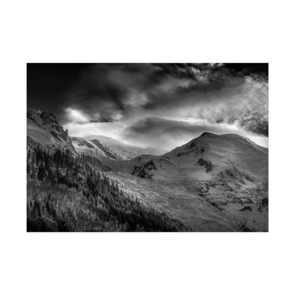 92409-620.jpg Mountain in Black and White Poster