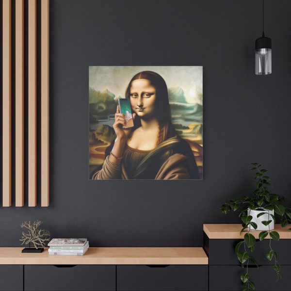 101419-338.jpg Mona Lisa Talking on a Smartphone Standard Canvas