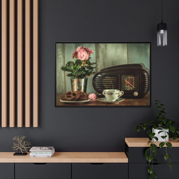 88289-284.jpg Vintage Retro Radio Framed Canvas