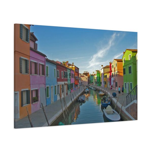 Free Case Colorate Burano in Venice Standard Canvas