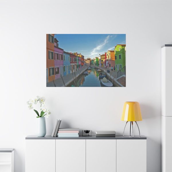 Free Case Colorate Burano in Venice Standard Canvas