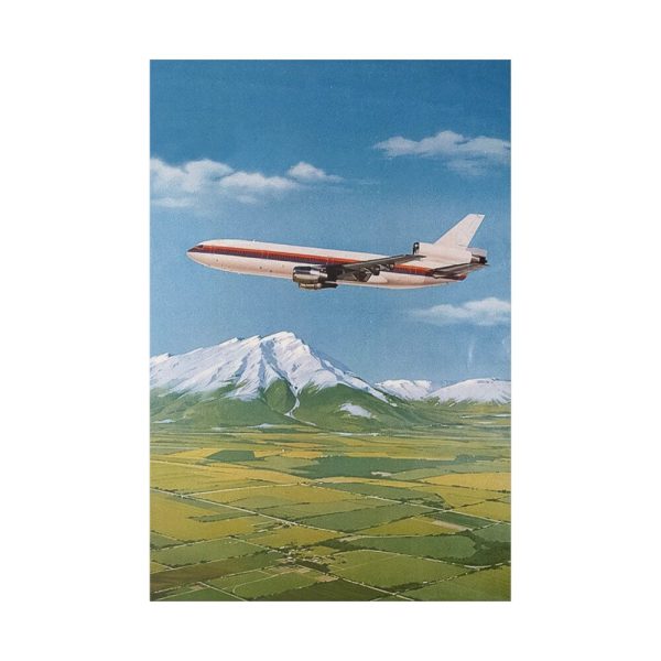 82237-45.jpg United Airlines DC-10 Standard Canvas