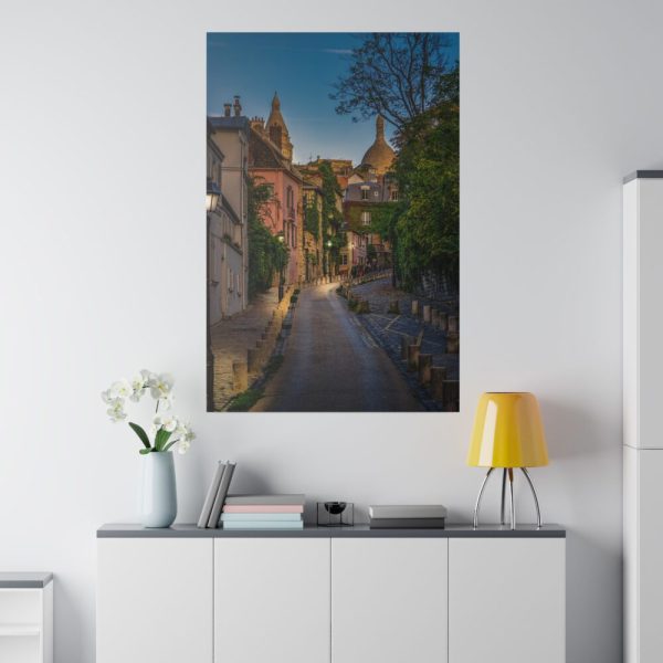 82237-7.jpg Montmartre, Paris Standard Canvas