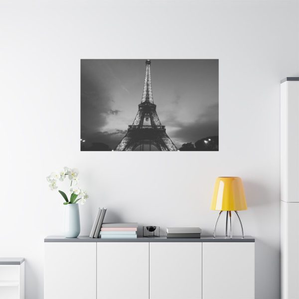 91638-7.jpg Eiffel Tower Black and White Standard Canvas