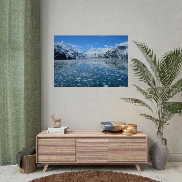 92409-478.jpg Ice in the Ocean Poster